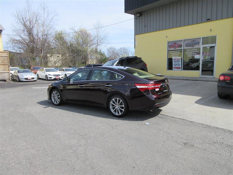 Used 2015 Toyota Avalon XLE Touring image 3