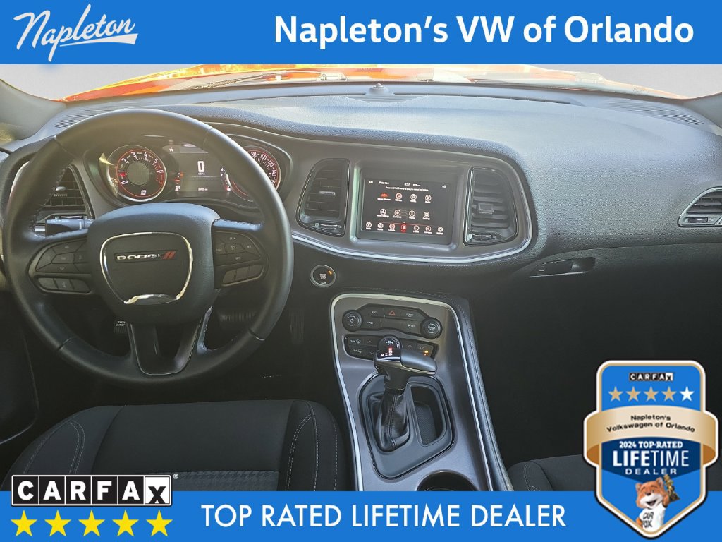 Used 2022 Dodge Challenger SXT RWD image 11
