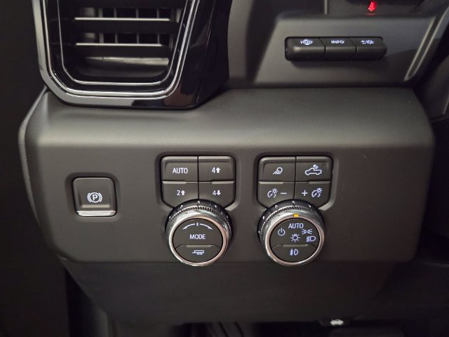New 2026 GMC Sierra 1500 AT4 w/ AT4 Premium Package AWD/4WD image 30