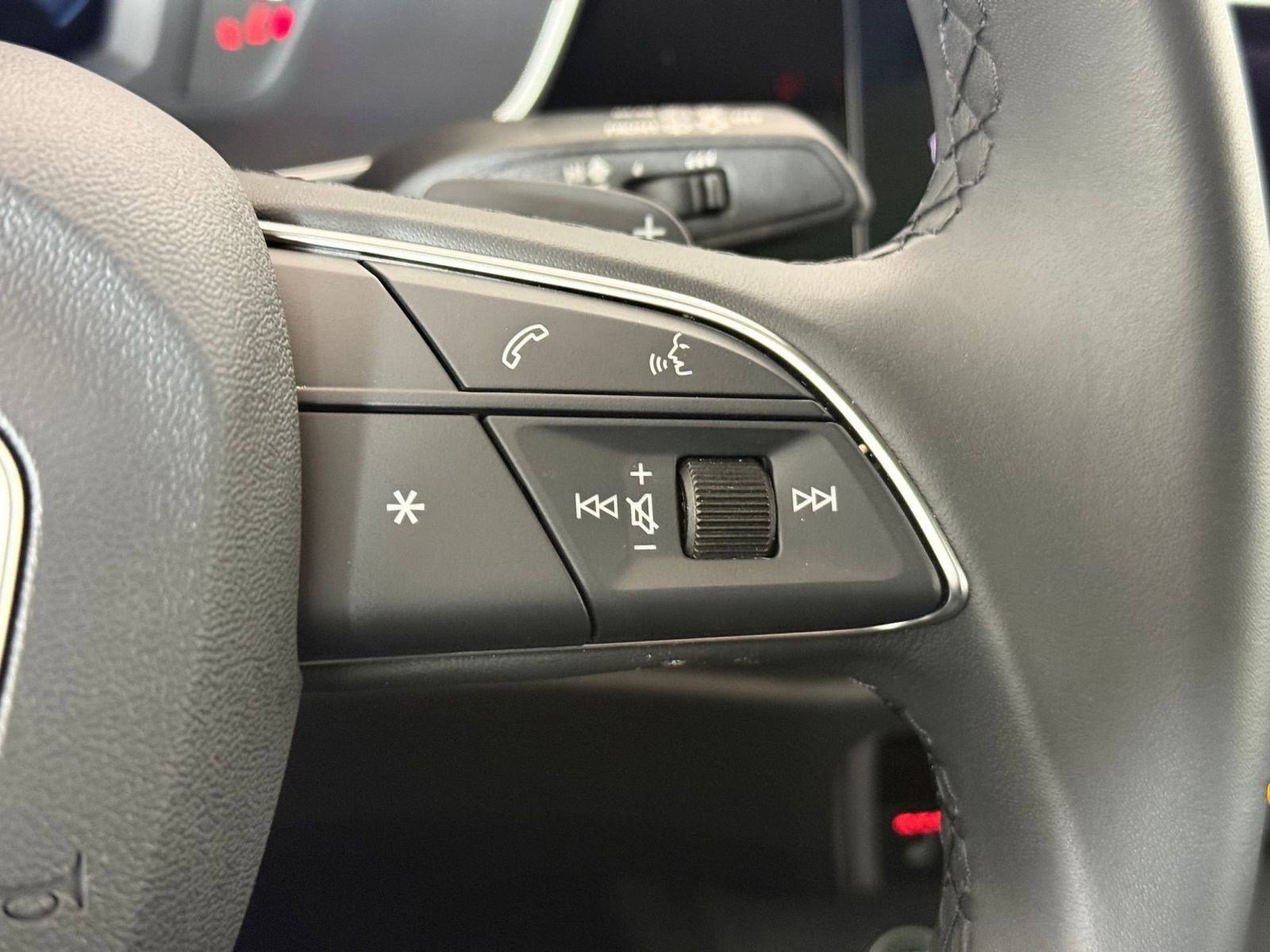 Certified 2025 Audi Q3 2.0T Premium image 27