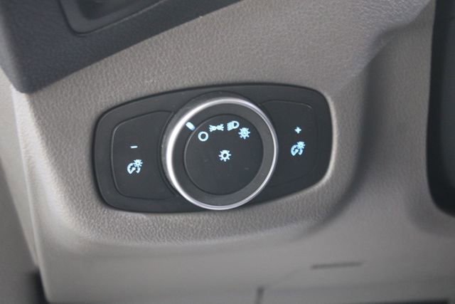 Used 2022 Ford Transit Connect XL FWD image 11