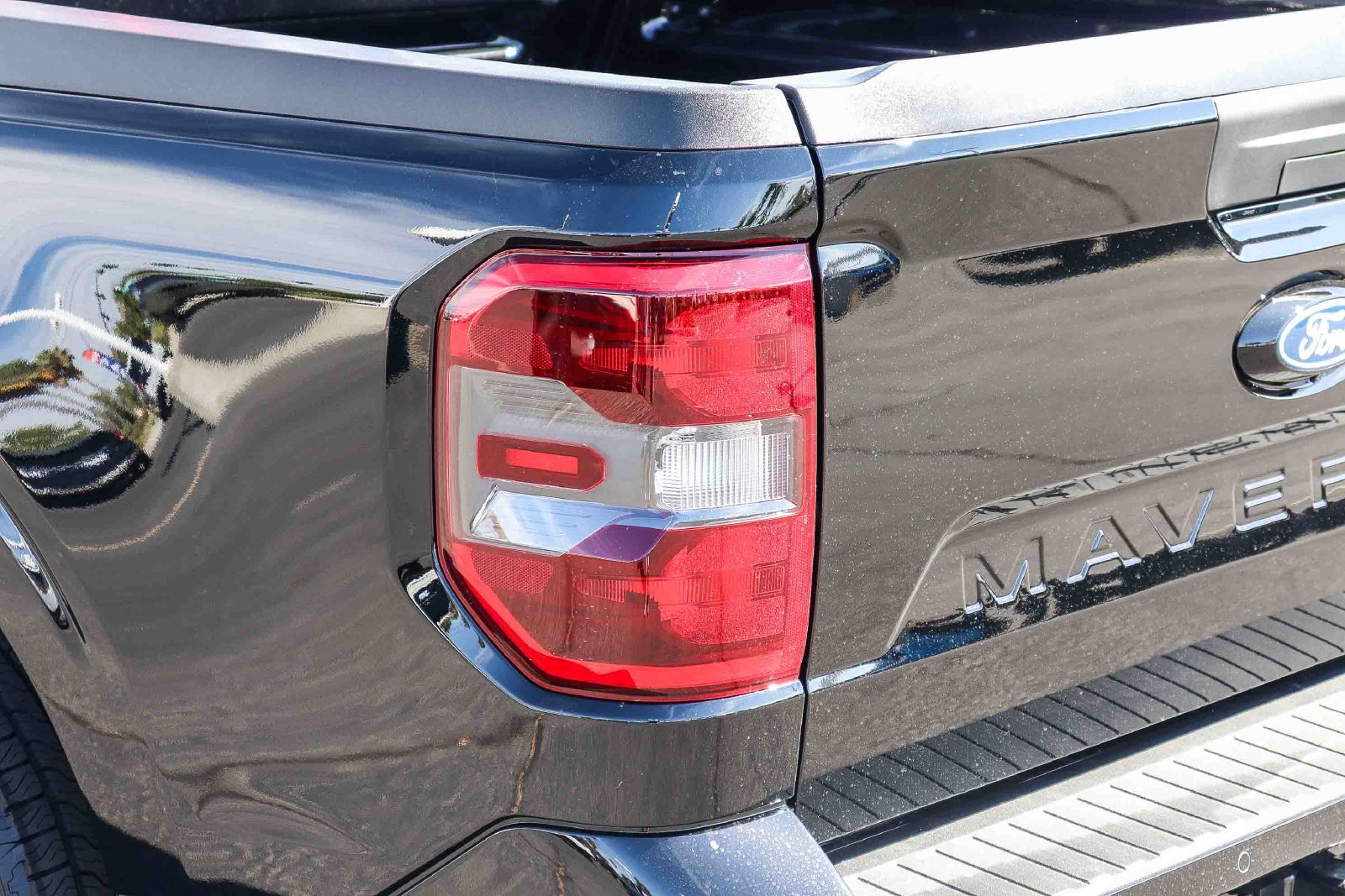 New 2026 Ford Maverick Lobo AWD/4WD image 8