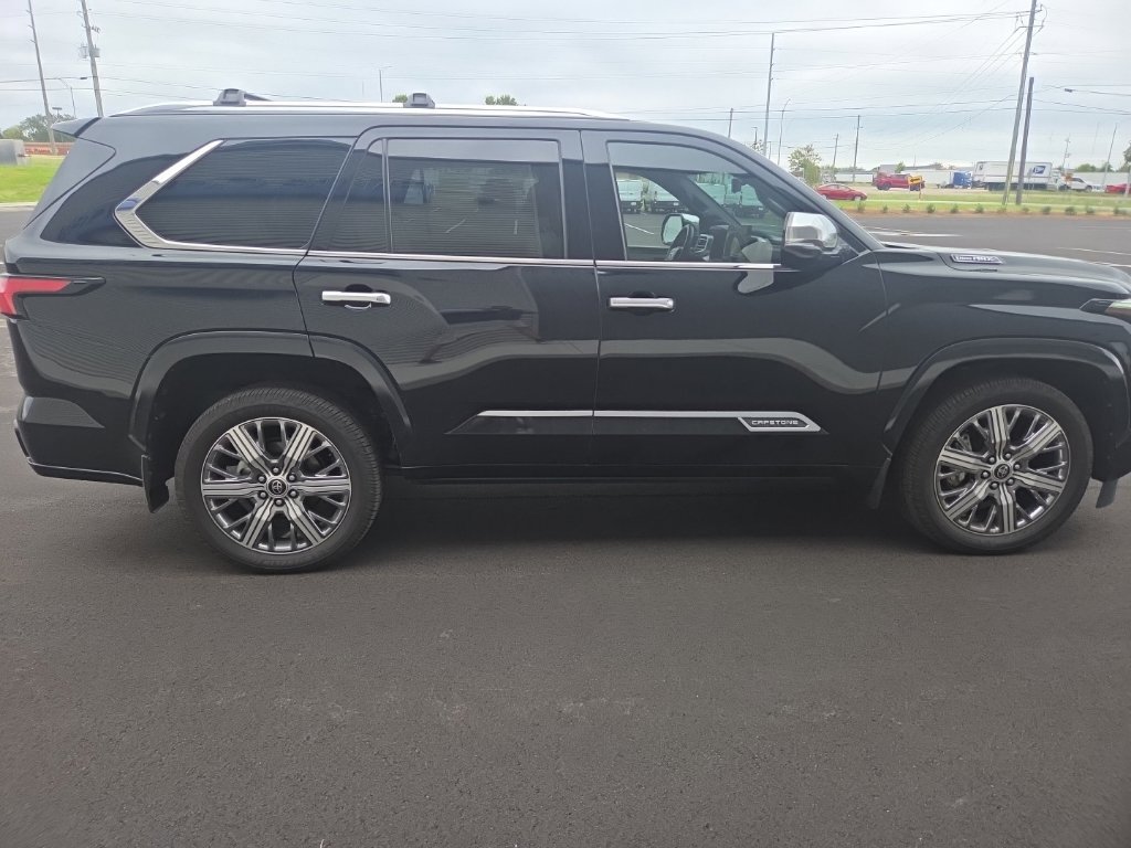 Used 2024 Toyota Sequoia Capstone AWD/4WD image 13