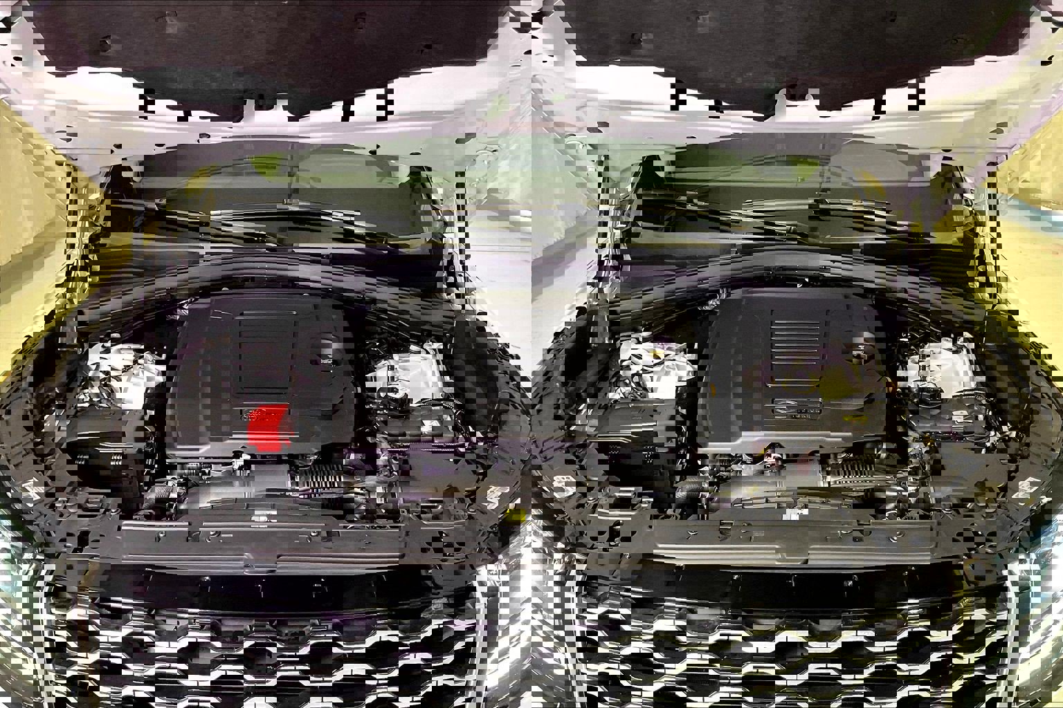 Used 2019 Land Rover Range Rover Velar S image 29