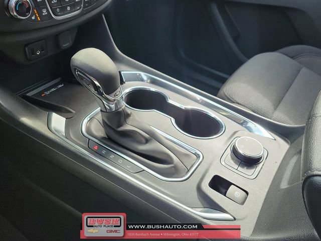 Used 2023 Chevrolet Traverse LT image 32