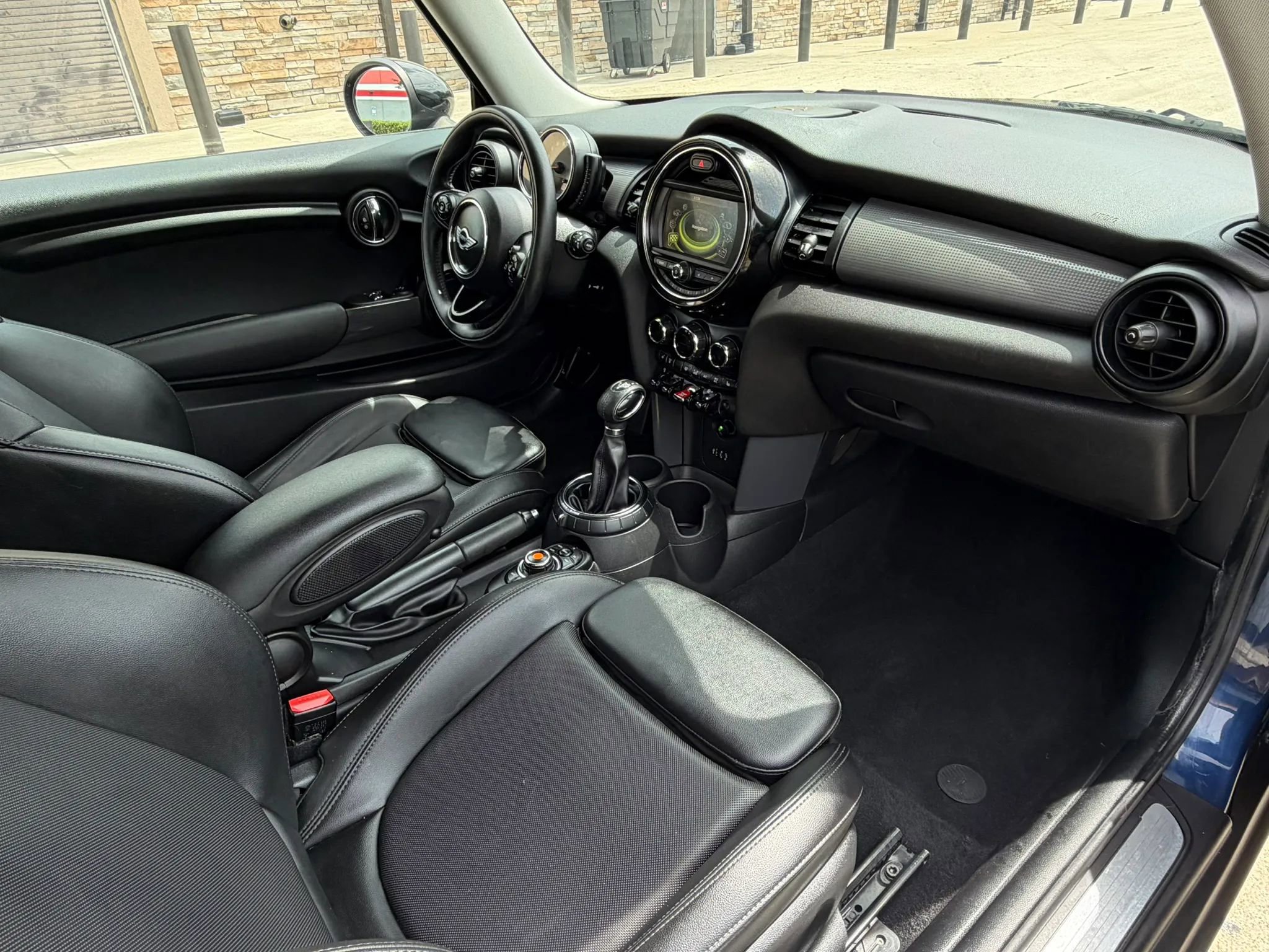 Used 2015 MINI Cooper 2-Door Hardtop FWD image 10