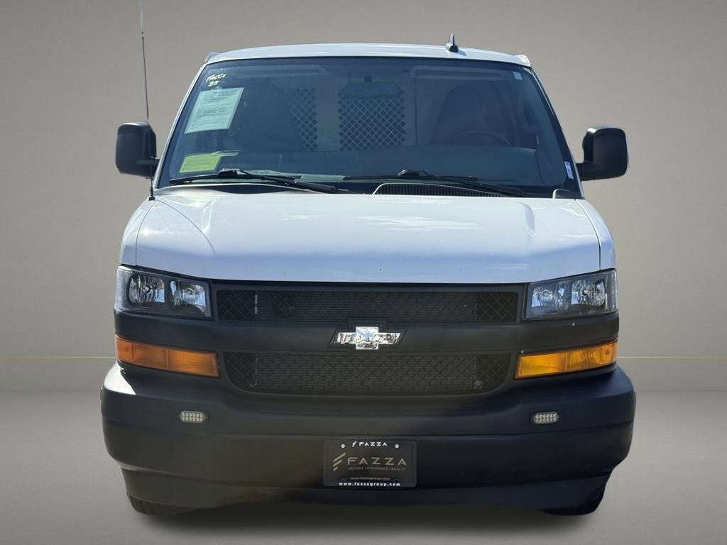 Used 2024 Chevrolet Express 2500 w/ Driver Convenience Package image 9