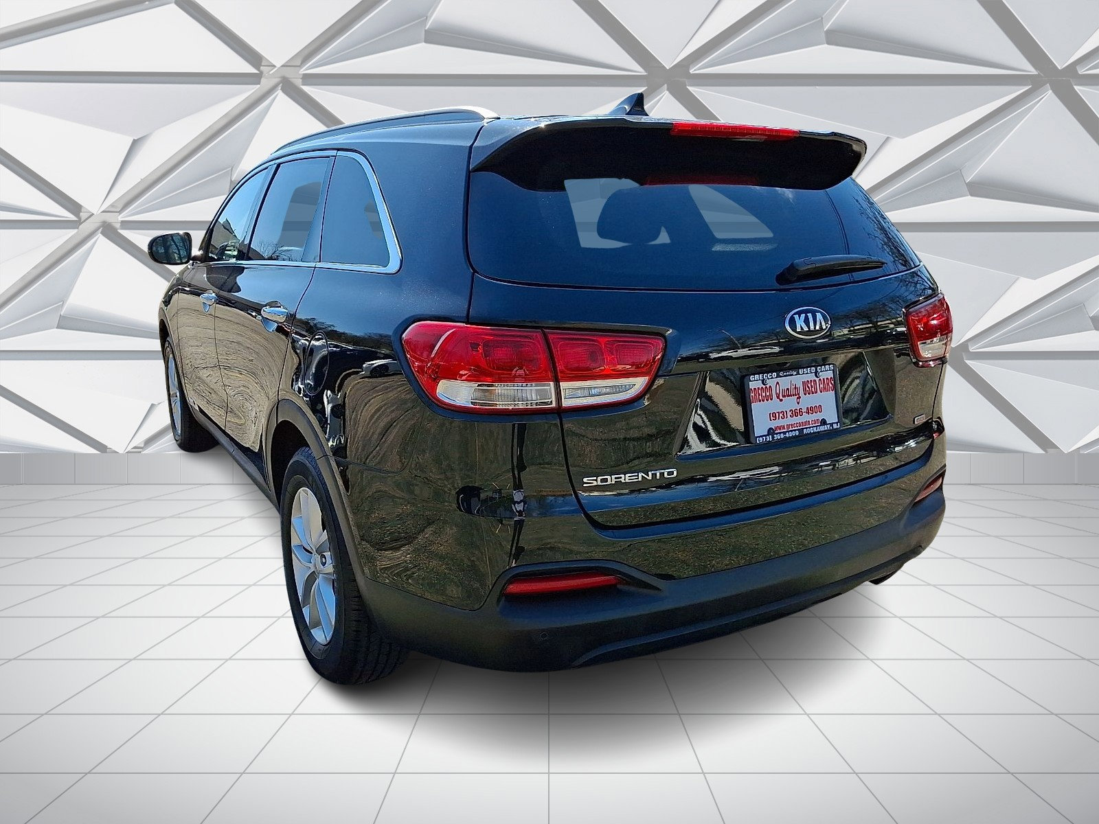 Used 2018 Kia Sorento LX image 8