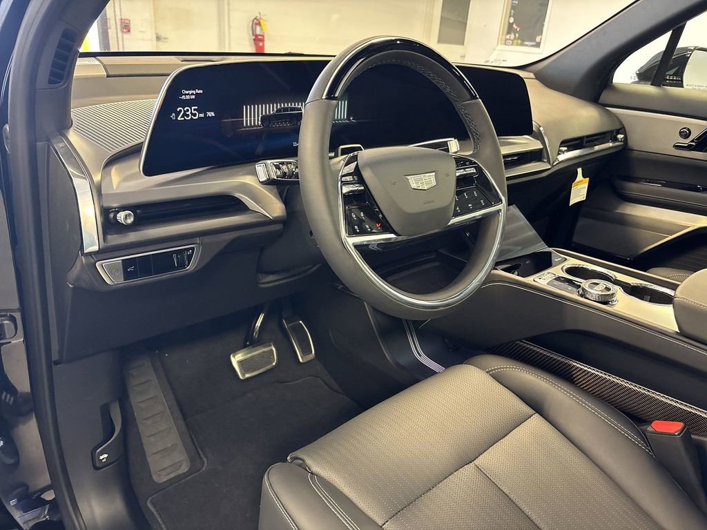 New 2026 Cadillac Vistiq Luxury image 14