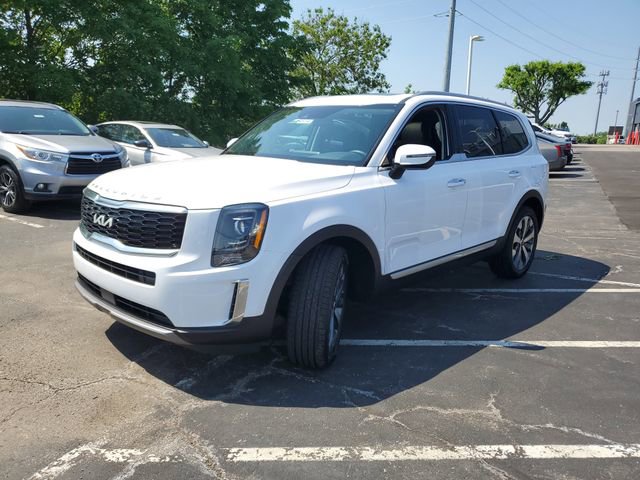 Used 2022 Kia Telluride S AWD/4WD image 2
