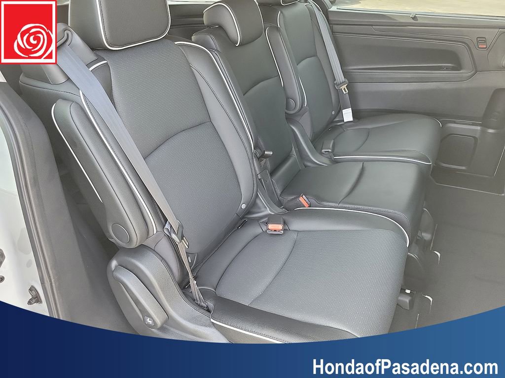 Certified 2026 Honda Odyssey Elite image 28