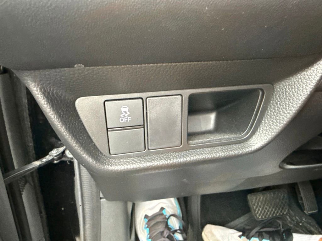 Used 2023 Honda HR-V LX image 18