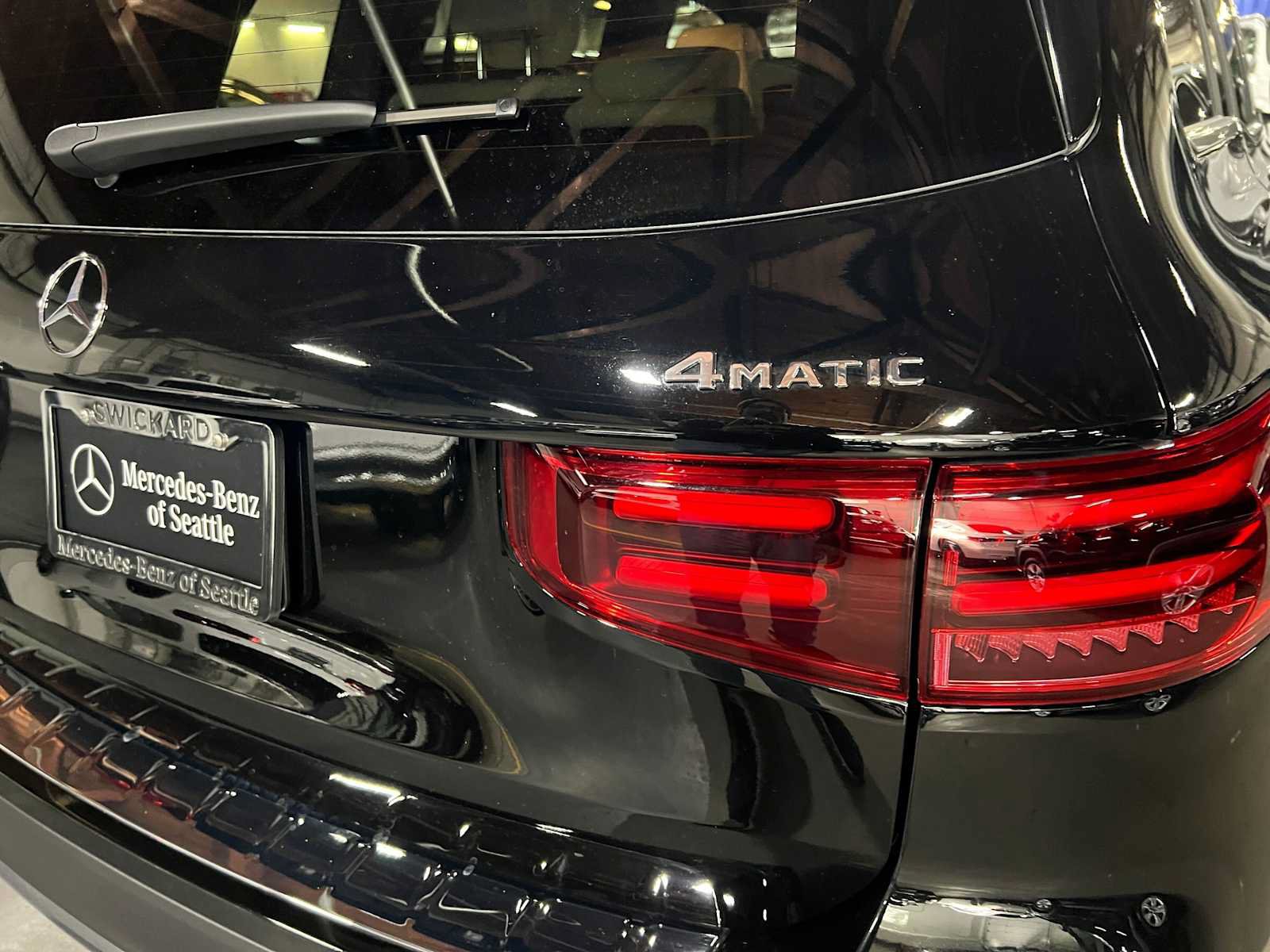 Used 2026 Mercedes-Benz GLB 250 4MATIC image 15