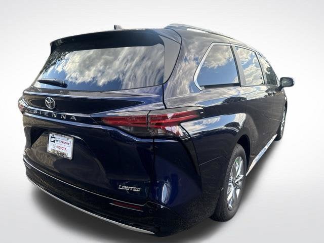 New 2026 Toyota Sienna Limited FWD image 9