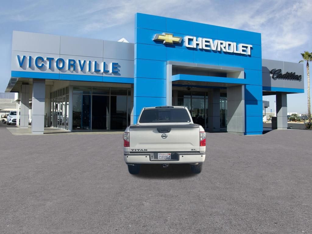 Used 2017 Nissan Titan SL image 6