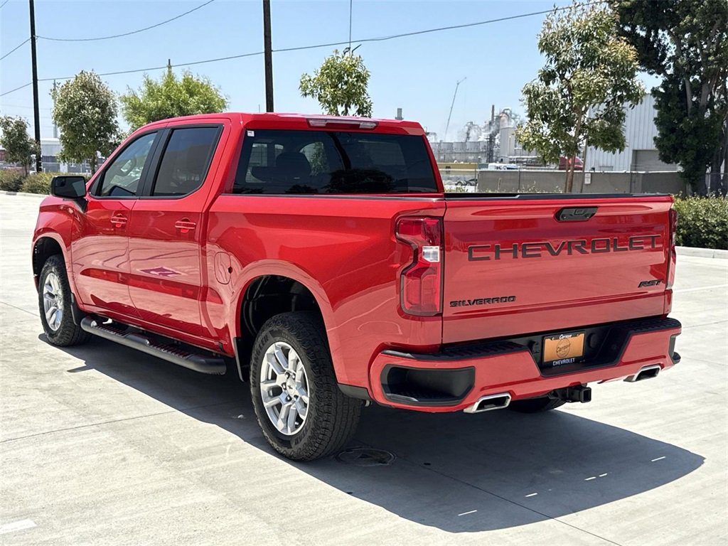 Used 2023 Chevrolet Silverado 1500 RST w/ Z71 Off-Road Package image 5