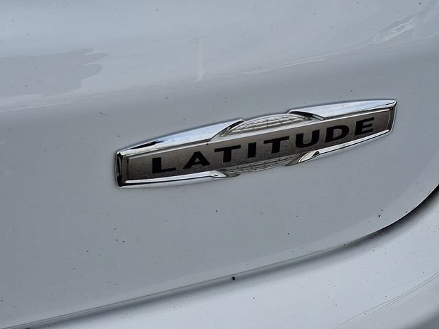 Used 2022 Jeep Compass Latitude AWD/4WD image 25