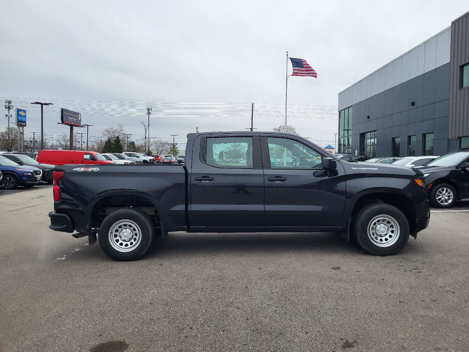 Used 2024 Chevrolet Silverado 1500 W/T w/ WT Fleet Convenience Package image 2