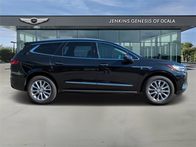 Used 2021 Buick Enclave Premium w/ Sun and Sites Package image 2