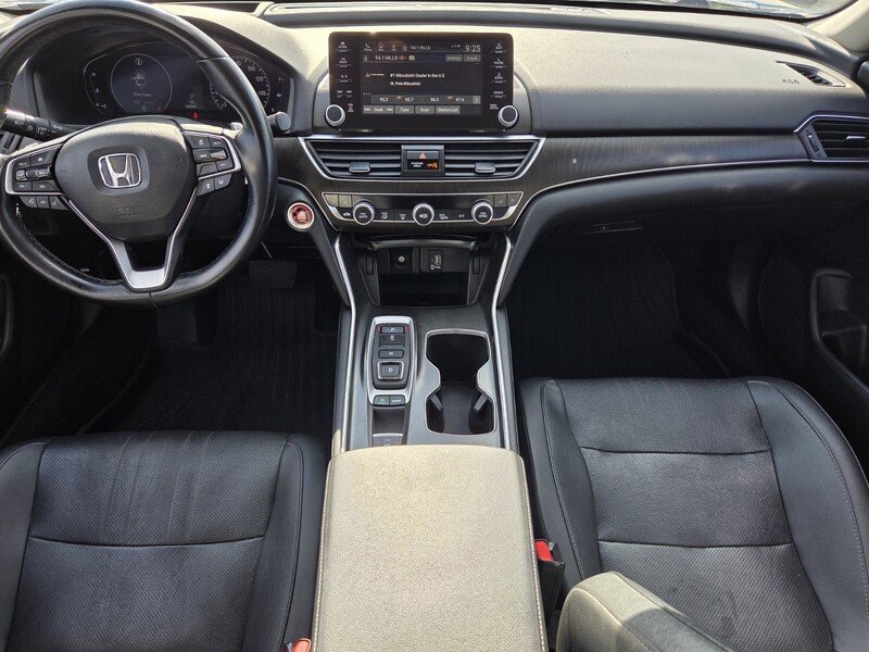 Used 2020 Honda Accord Touring image 15