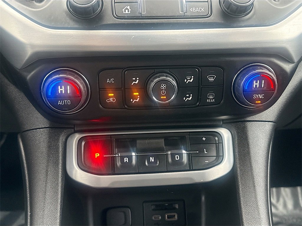 Used 2022 GMC Acadia SLT image 17