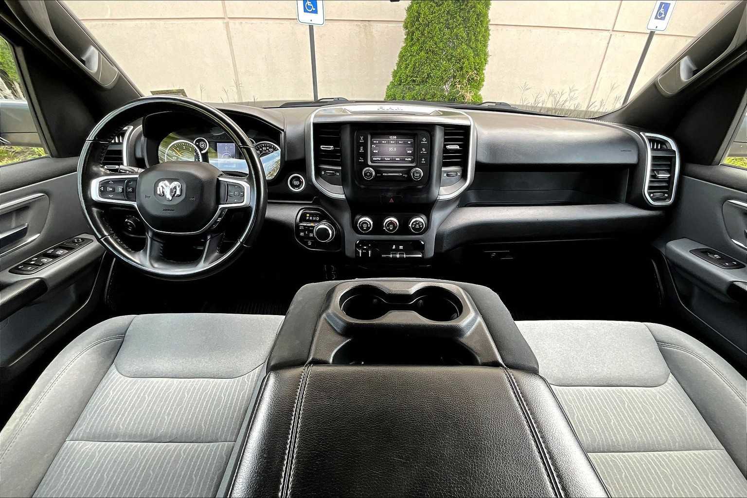 Used 2021 RAM 1500 Big Horn image 29