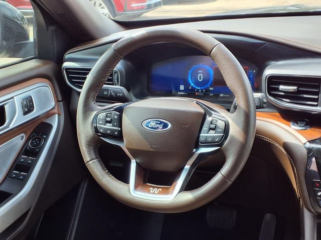 Used 2024 Ford Explorer King Ranch w/ Technology Package RWD image 8
