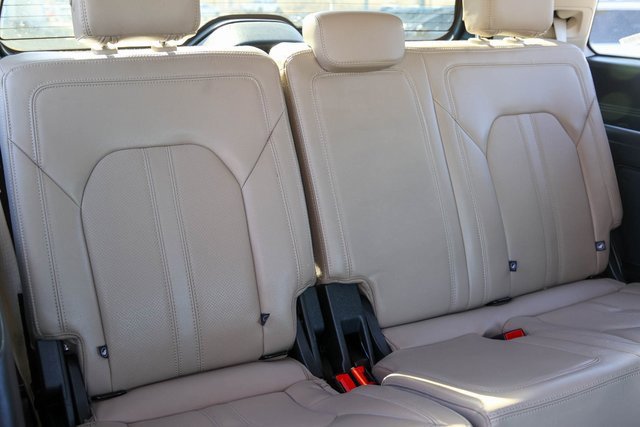 Used 2024 Ford Expedition Limited image 24