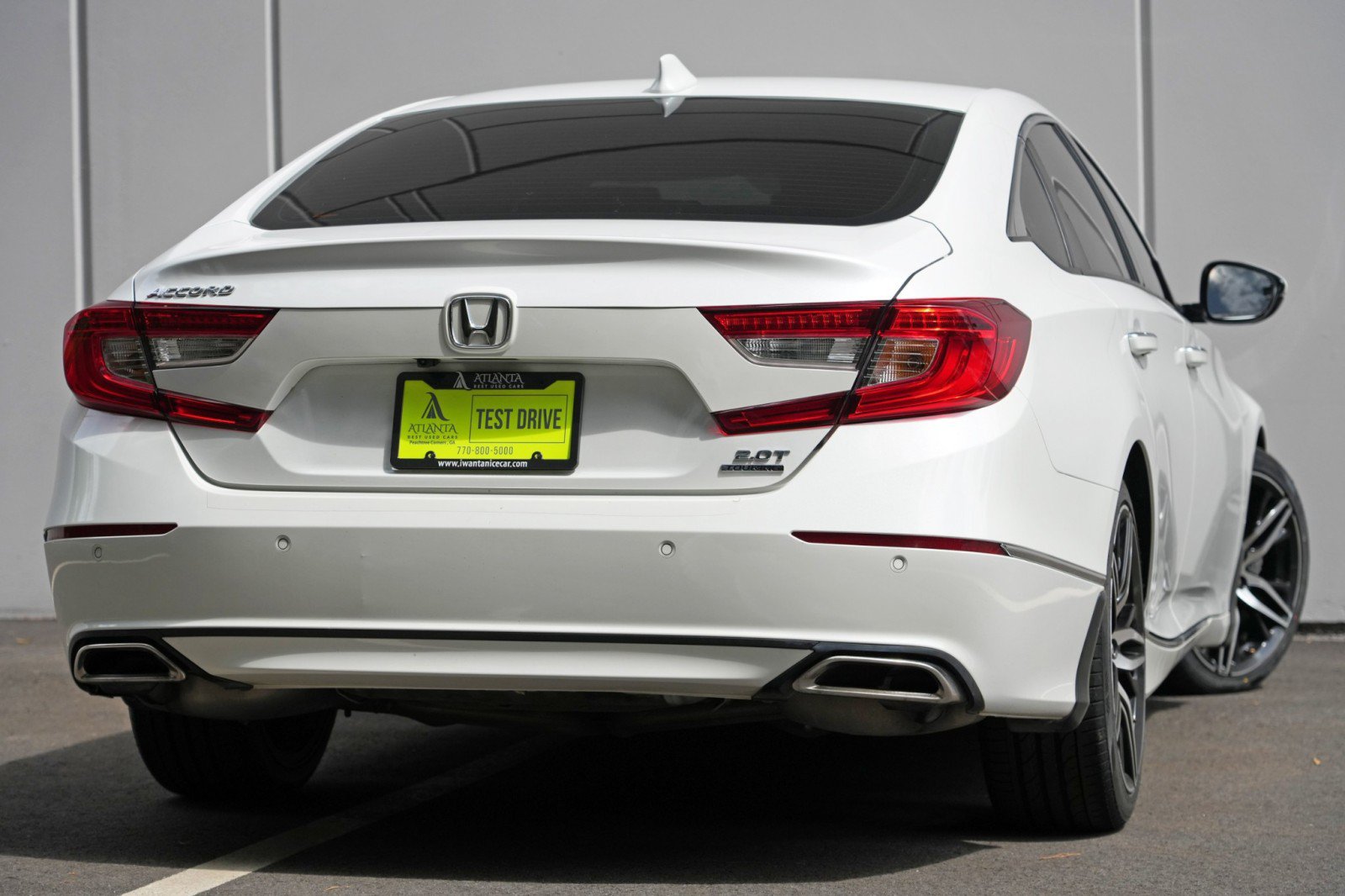 Used 2022 Honda Accord Touring image 4