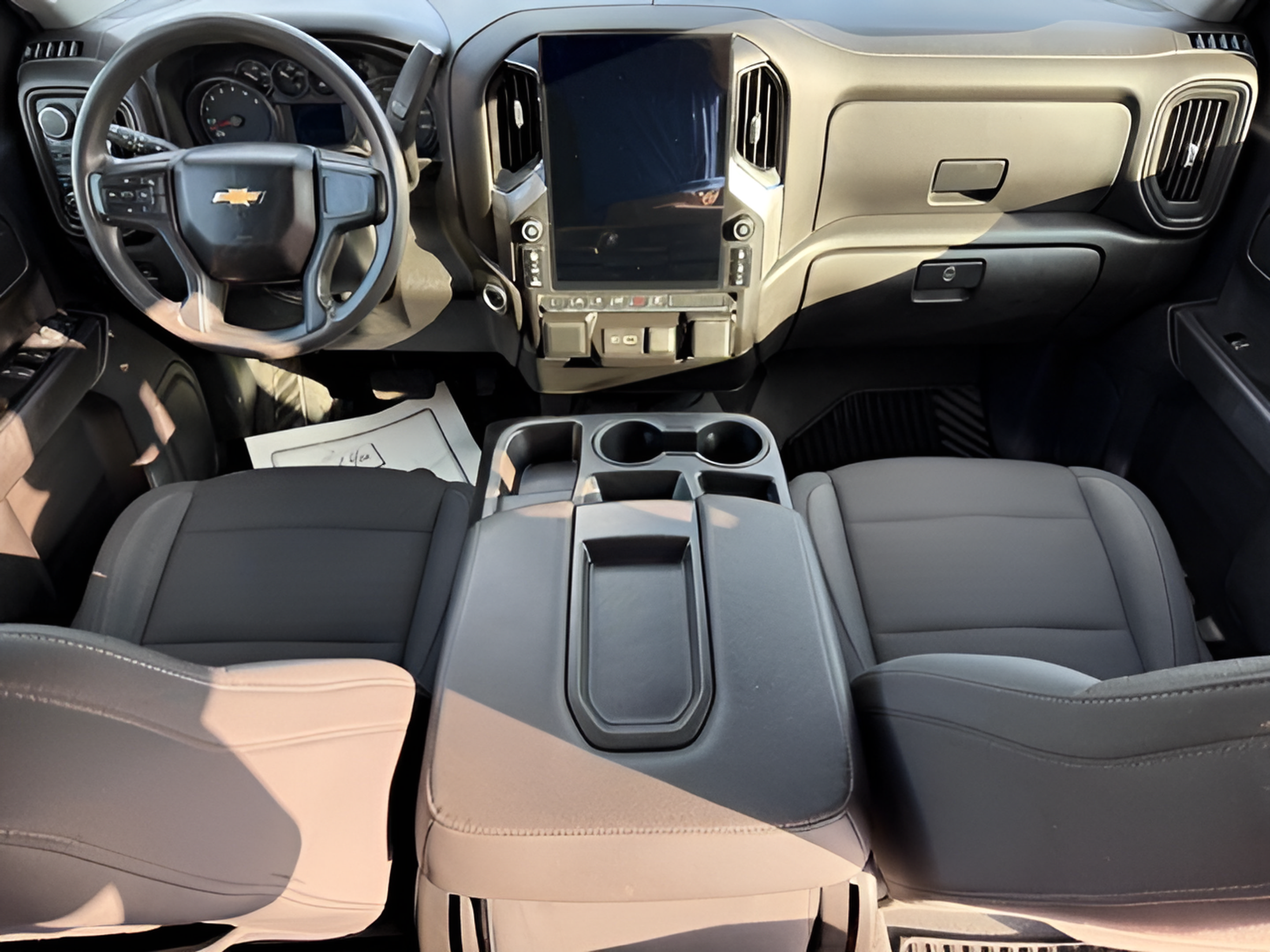 Used 2022 Chevrolet Silverado 1500 Custom AWD/4WD image 11
