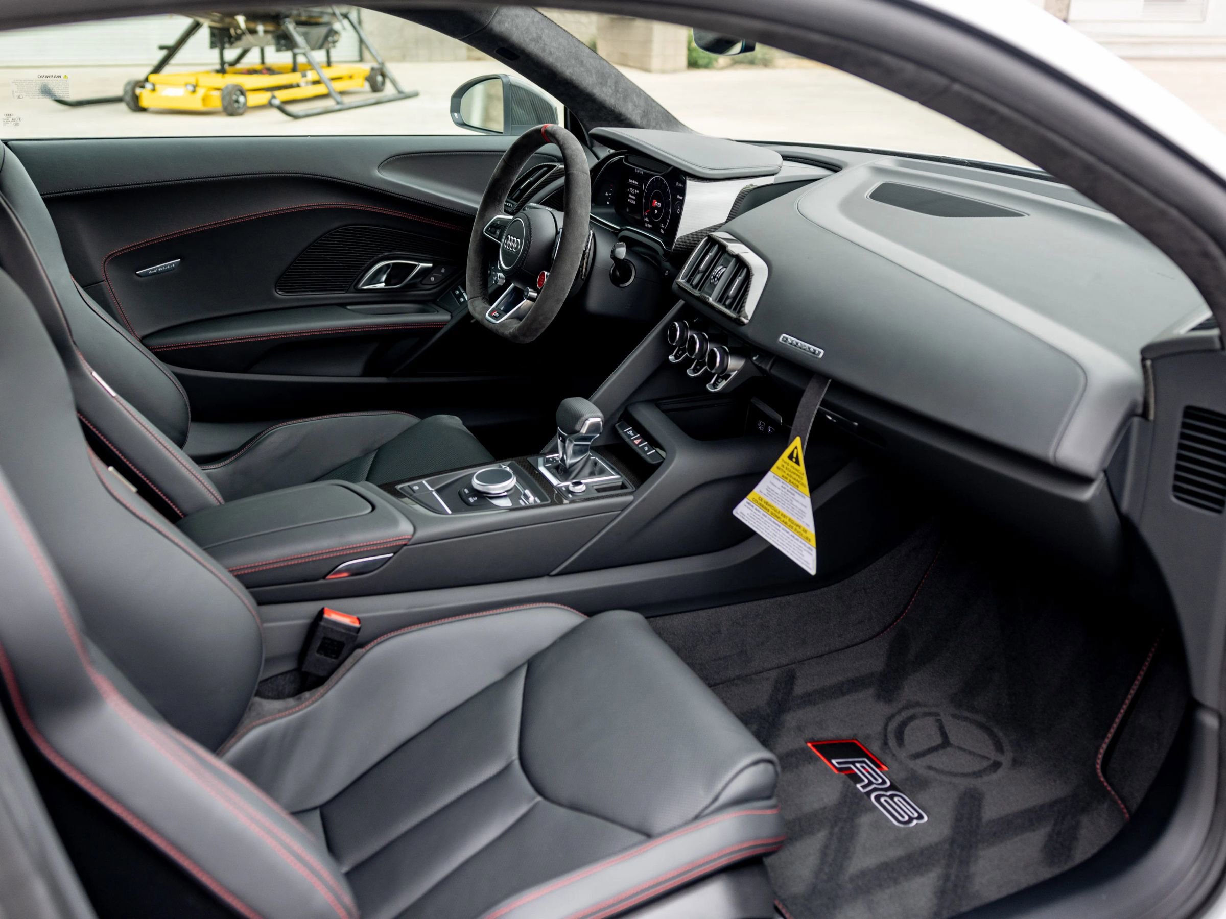 Used 2018 Audi R8 V10 plus image 13