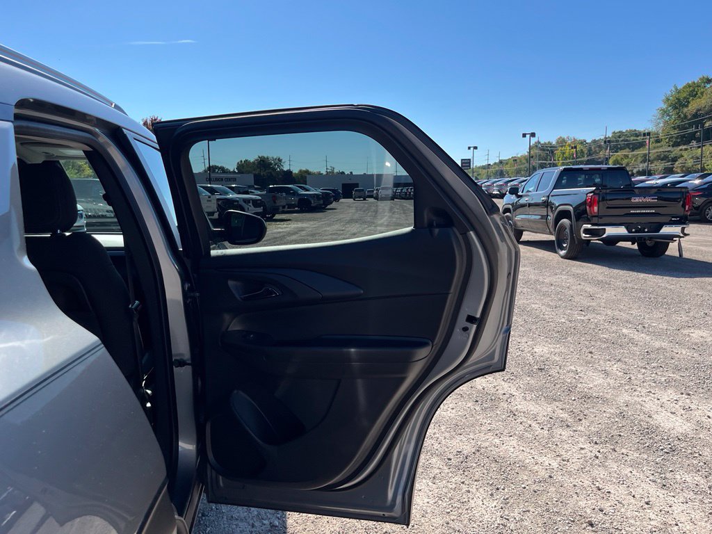 Used 2026 Chevrolet TrailBlazer LT FWD image 30