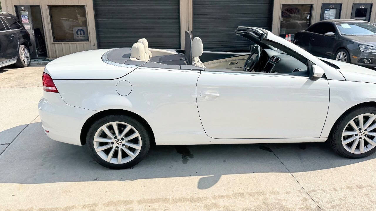 Used 2012 Volkswagen Eos Komfort FWD image 21