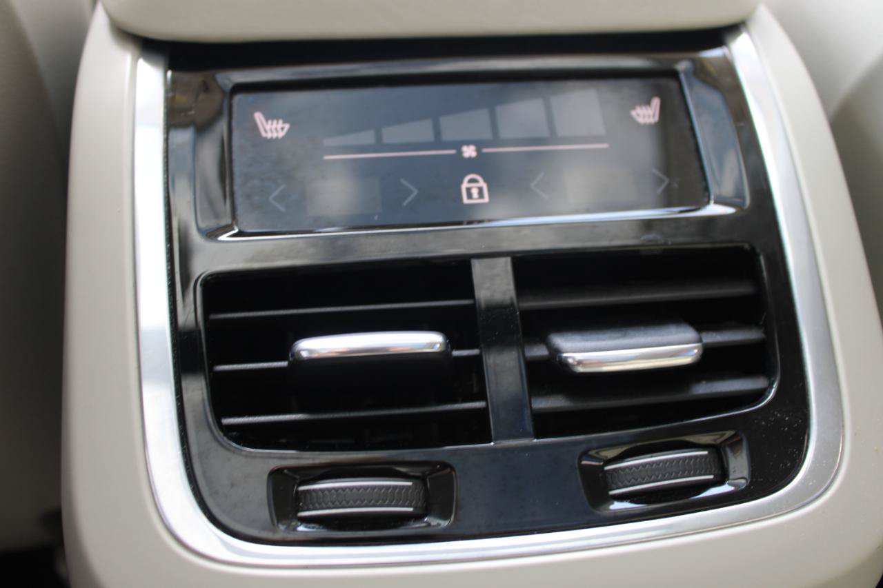 Used 2019 Volvo XC90 T6 Inscription w/ Protection Package Premier AWD/4WD image 41