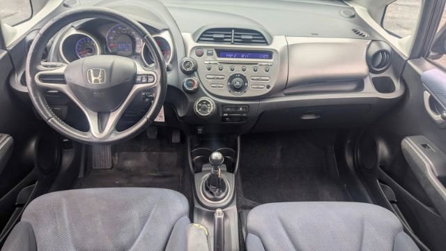 Used 2009 Honda Fit Sport image 22