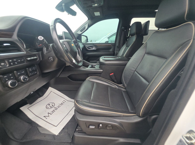 Used 2021 Chevrolet Tahoe Premier w/ Premium Package AWD/4WD image 3