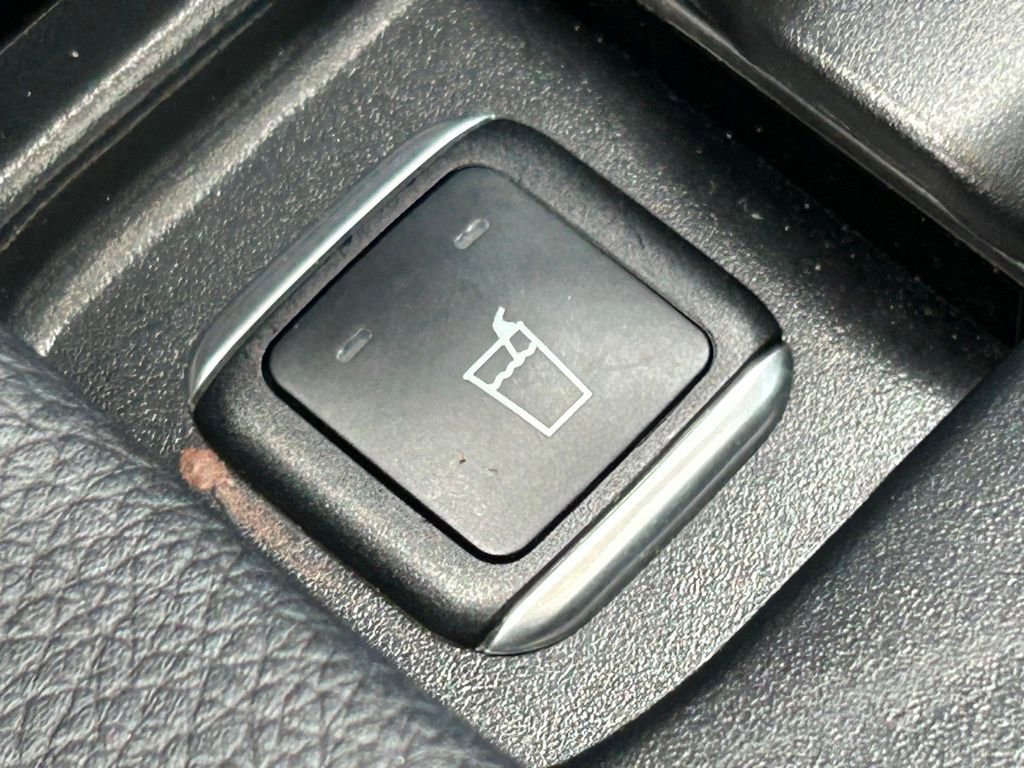 Used 2015 Mercedes-Benz ML 350 4MATIC image 36