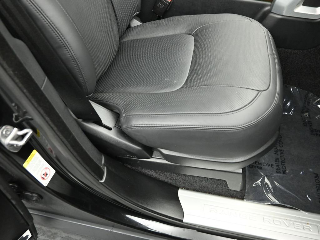 Used 2022 Land Rover Range Rover P525 Westminster Edition AWD/4WD image 33