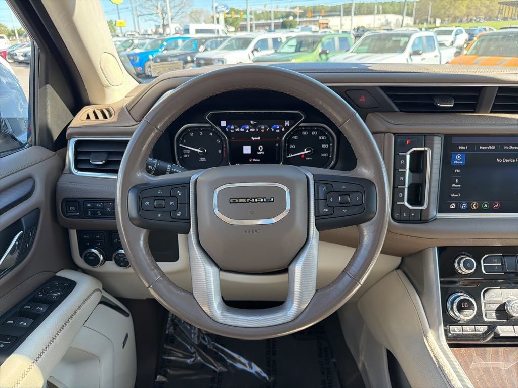 Used 2021 GMC Yukon Denali w/ Denali Premium Package image 26