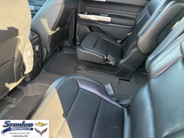 Used 2022 Ford Explorer XLT w/ Equipment Group 202A image 16