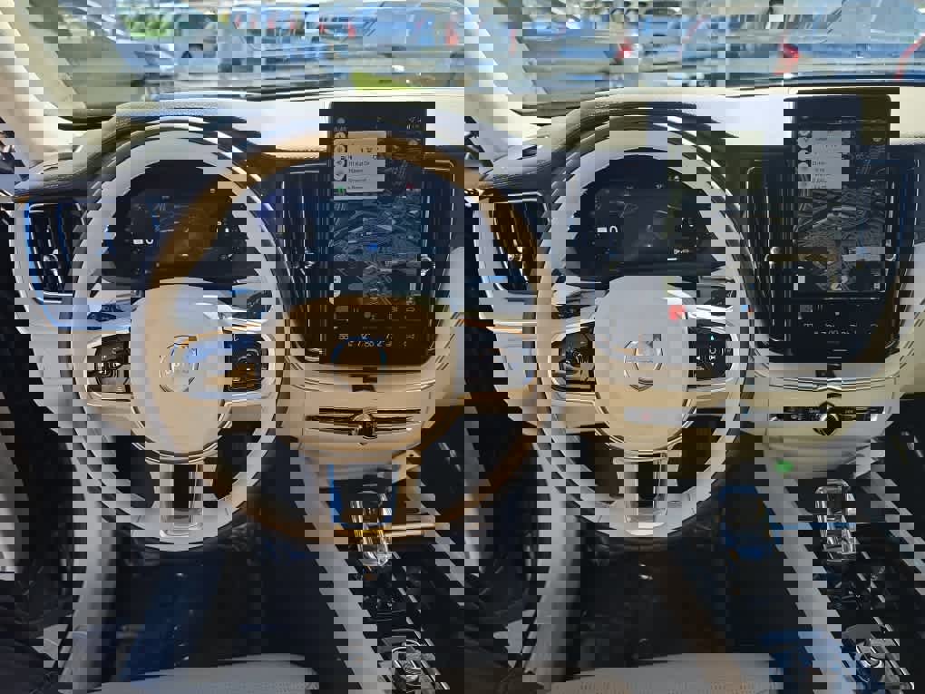 Used 2026 Volvo XC60 B5 Ultra w/ Protection Package Premier AWD/4WD image 12