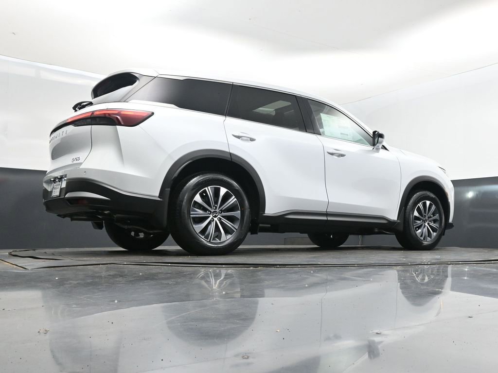 Used 2026 INFINITI QX60 Pure w/ Cargo Package FWD image 43