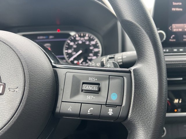 Used 2023 Nissan Rogue SV image 33