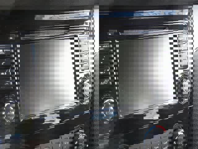 Used 2022 Nissan Rogue Sport S image 15