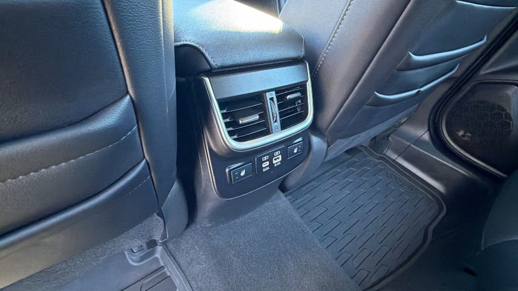 Used 2025 Subaru Legacy Limited image 17