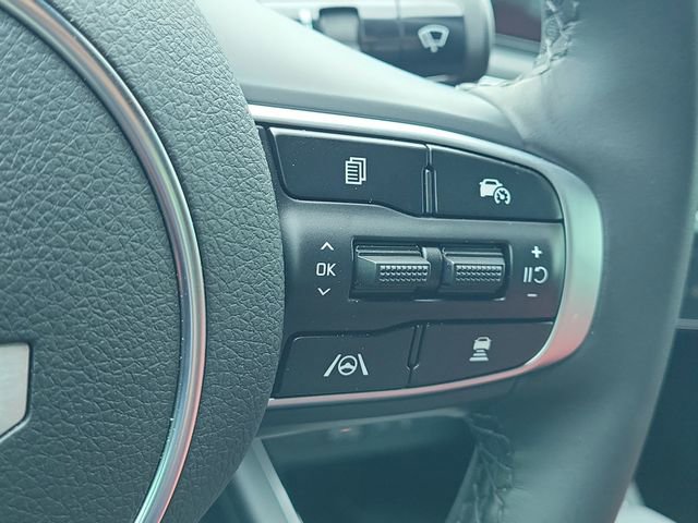 Certified 2026 Kia K5 GT-Line w/ GT-Line Red Interior Package FWD image 22