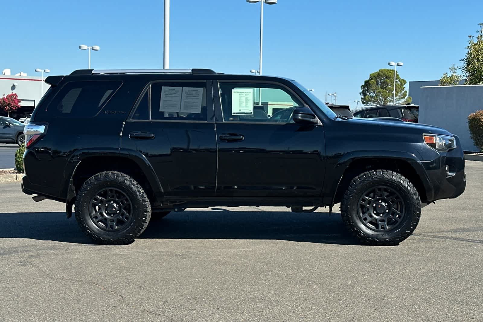 Used 2015 Toyota 4Runner TRD Pro AWD/4WD image 6