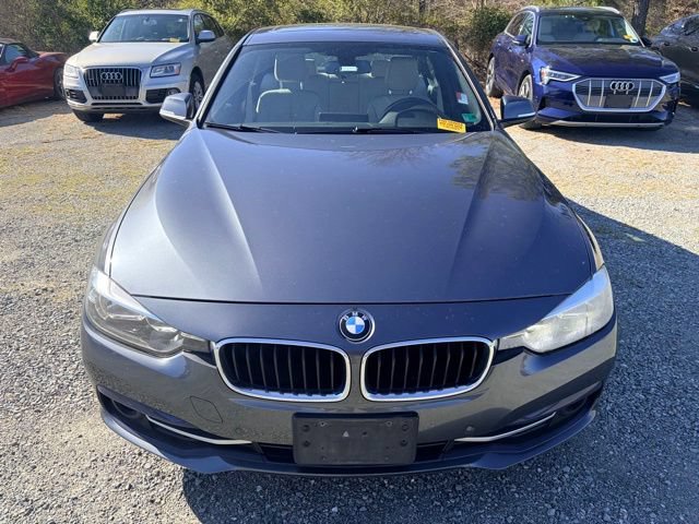 Used 2017 BMW 330i Sedan RWD image 2