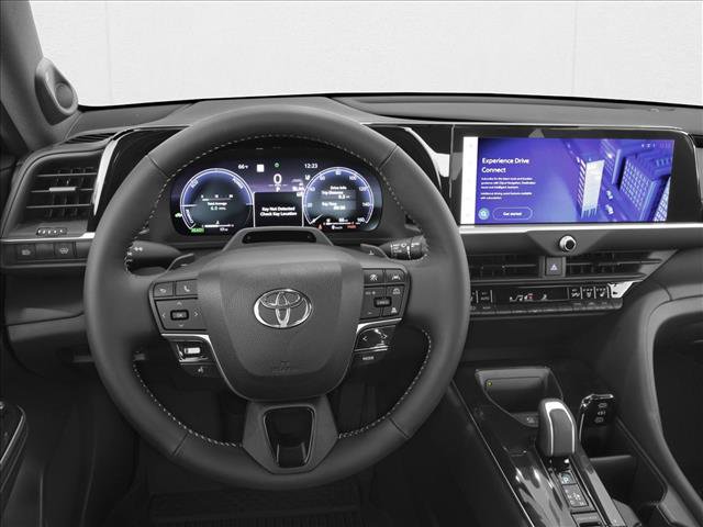 New 2026 Toyota Crown Platinum image 4