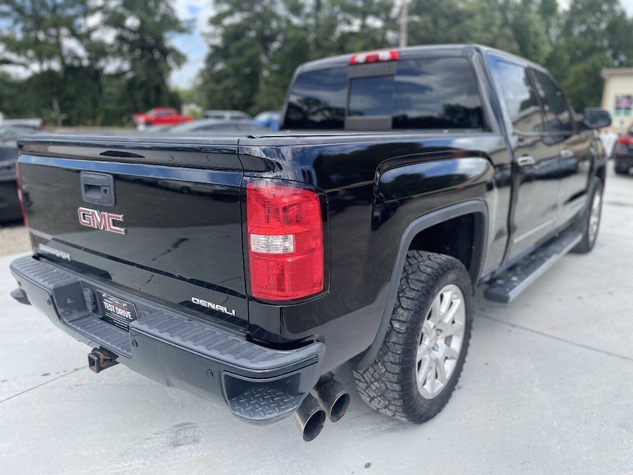 Used 2015 GMC Sierra 1500 Denali AWD/4WD image 8